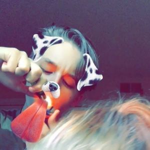 Meet your Posher, Jj